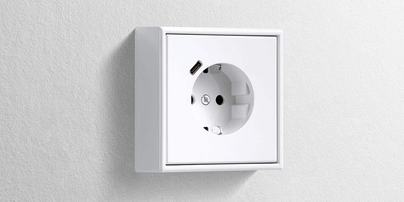 Erweiterter Anschlussraum für die Nachrüstung bei Elektrotechnik Ehrenberg GmbH in Rohrbach